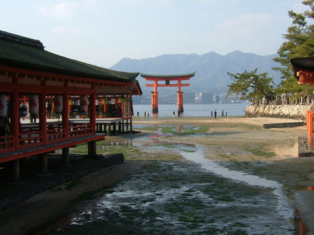 厳島神社